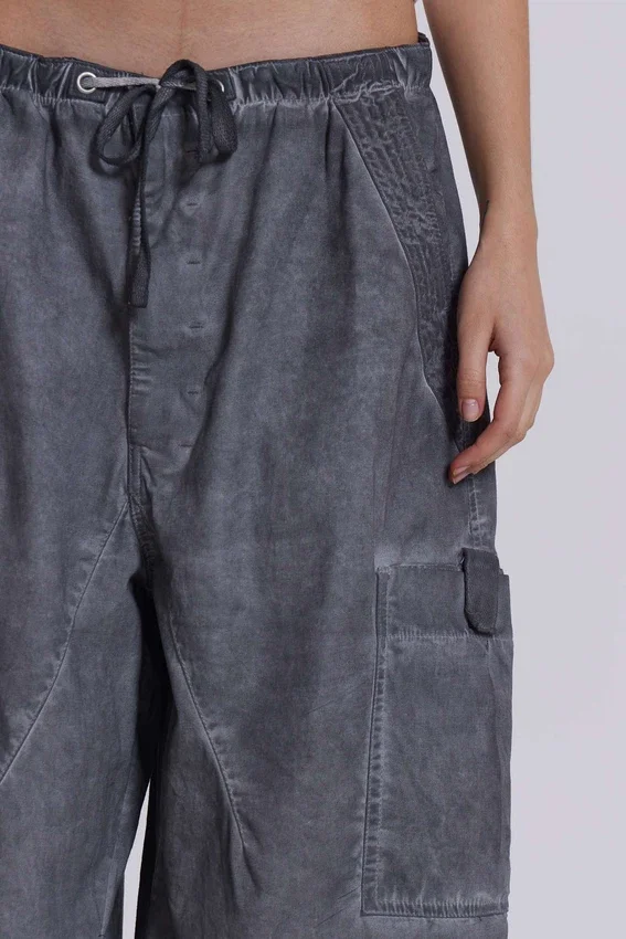 Svarta Parachute Pants i oljetvätt
