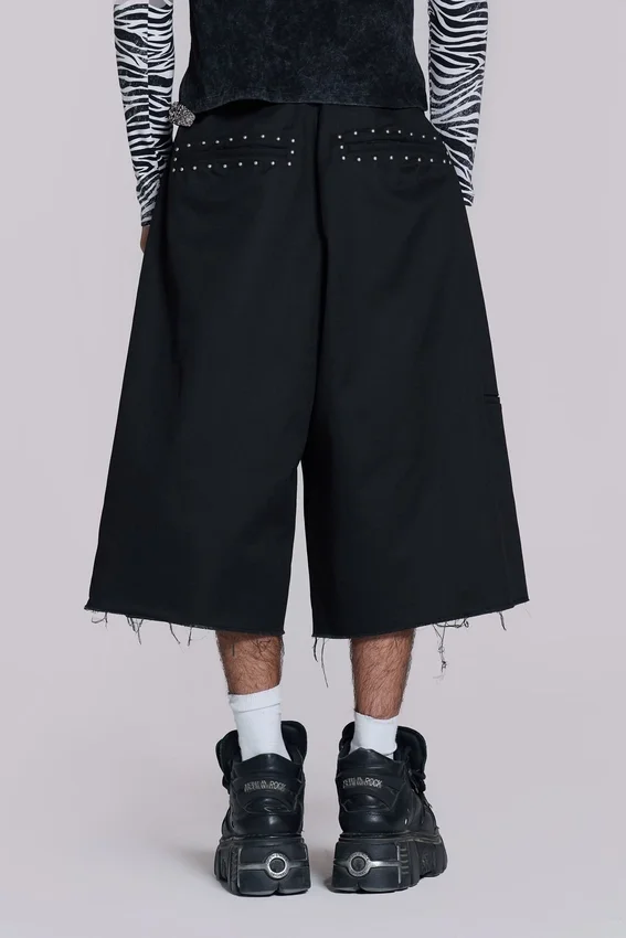 Svarta XL Goliath Shorts med nitar