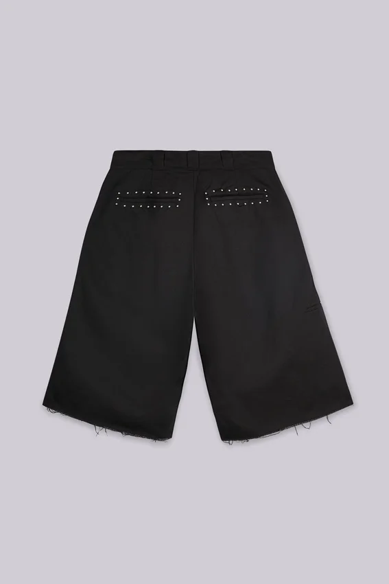 Svarta XL Goliath Shorts med nitar