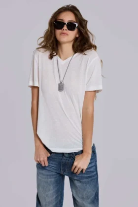 T-shirt i linne med V-ringning