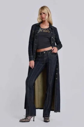 Trinity Cooper-jeans med utsvängda ben