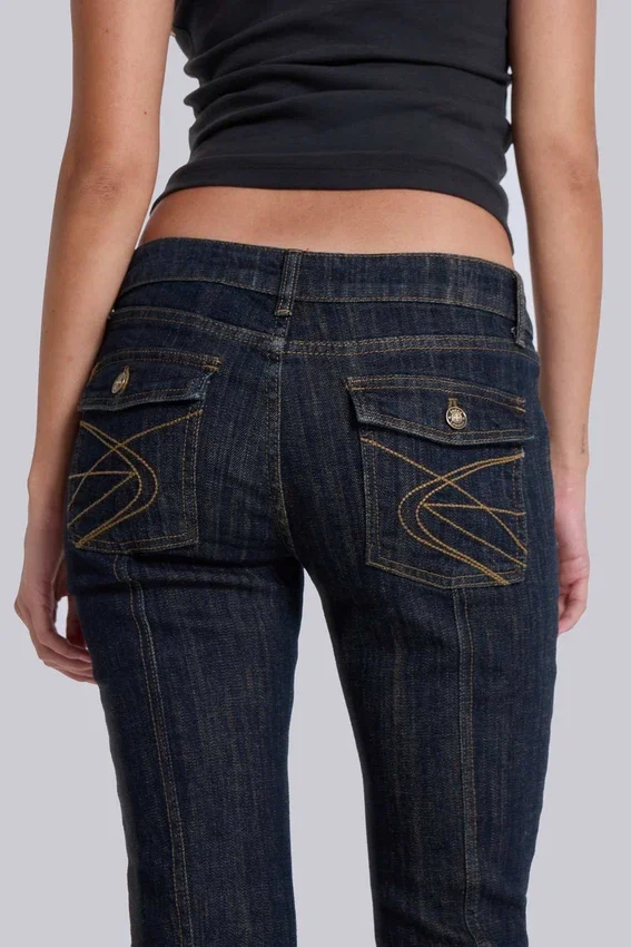 Trinity Cooper-jeans med utsvängda ben