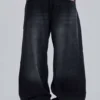 Tvättade svarta Colossus Jeans