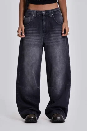 Tvättade svarta Colossus Jeans