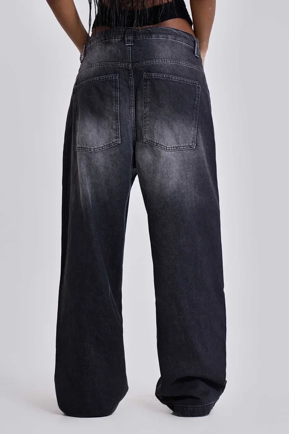 Tvättade svarta Colossus Jeans