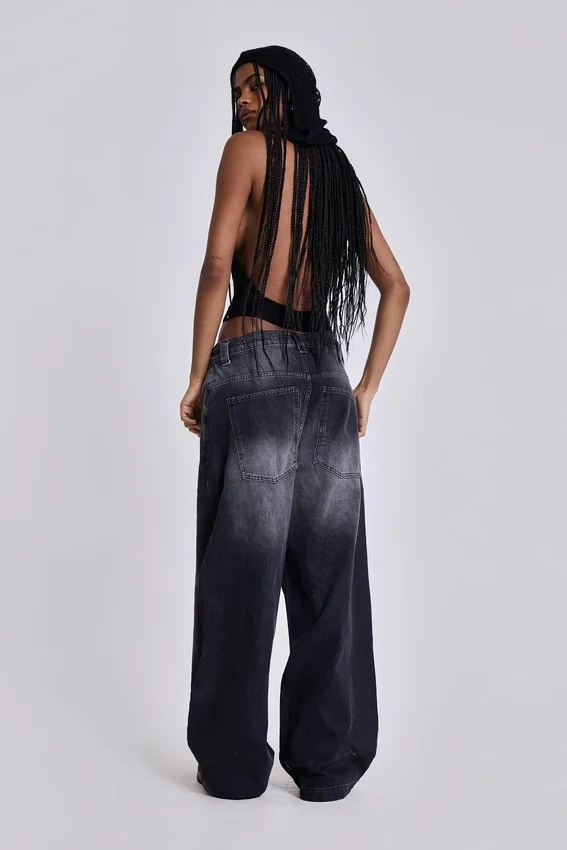 Tvättade svarta Colossus Jeans