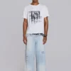 Vit kort T-shirt med etsningsmönster