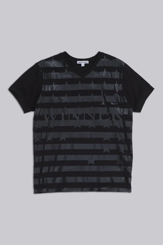 Winner T-shirt med V-ringning