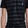 Winner T-shirt med V-ringning