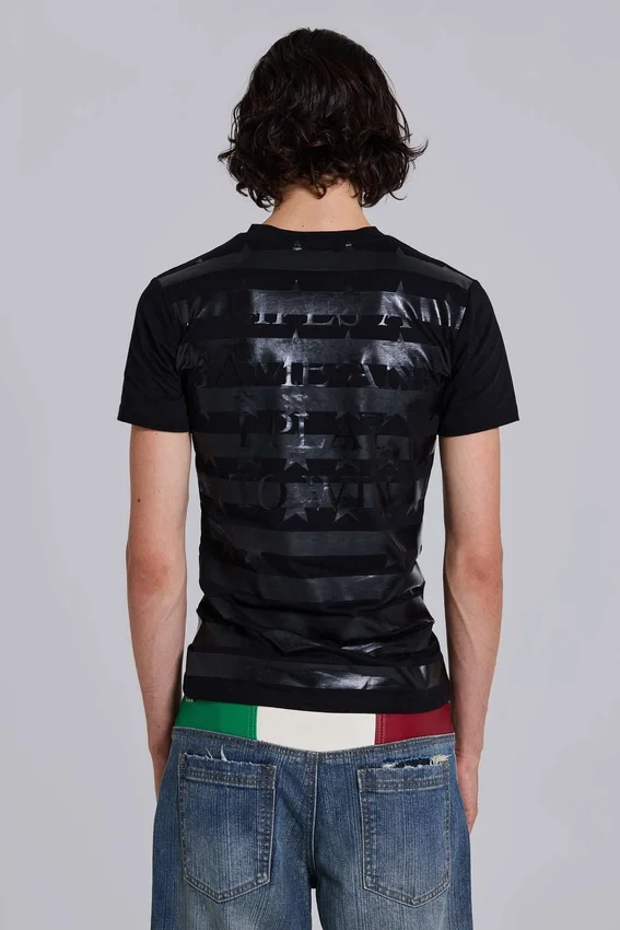 Winner T-shirt med V-ringning