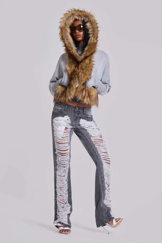 Zain Shredded Bootcut-Jeans i grått