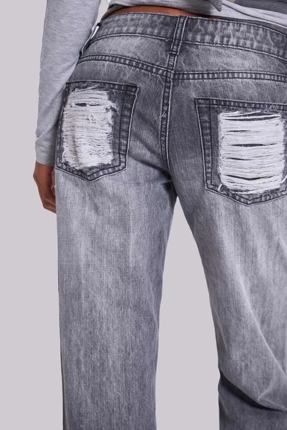 Zain Shredded Bootcut-Jeans i grått